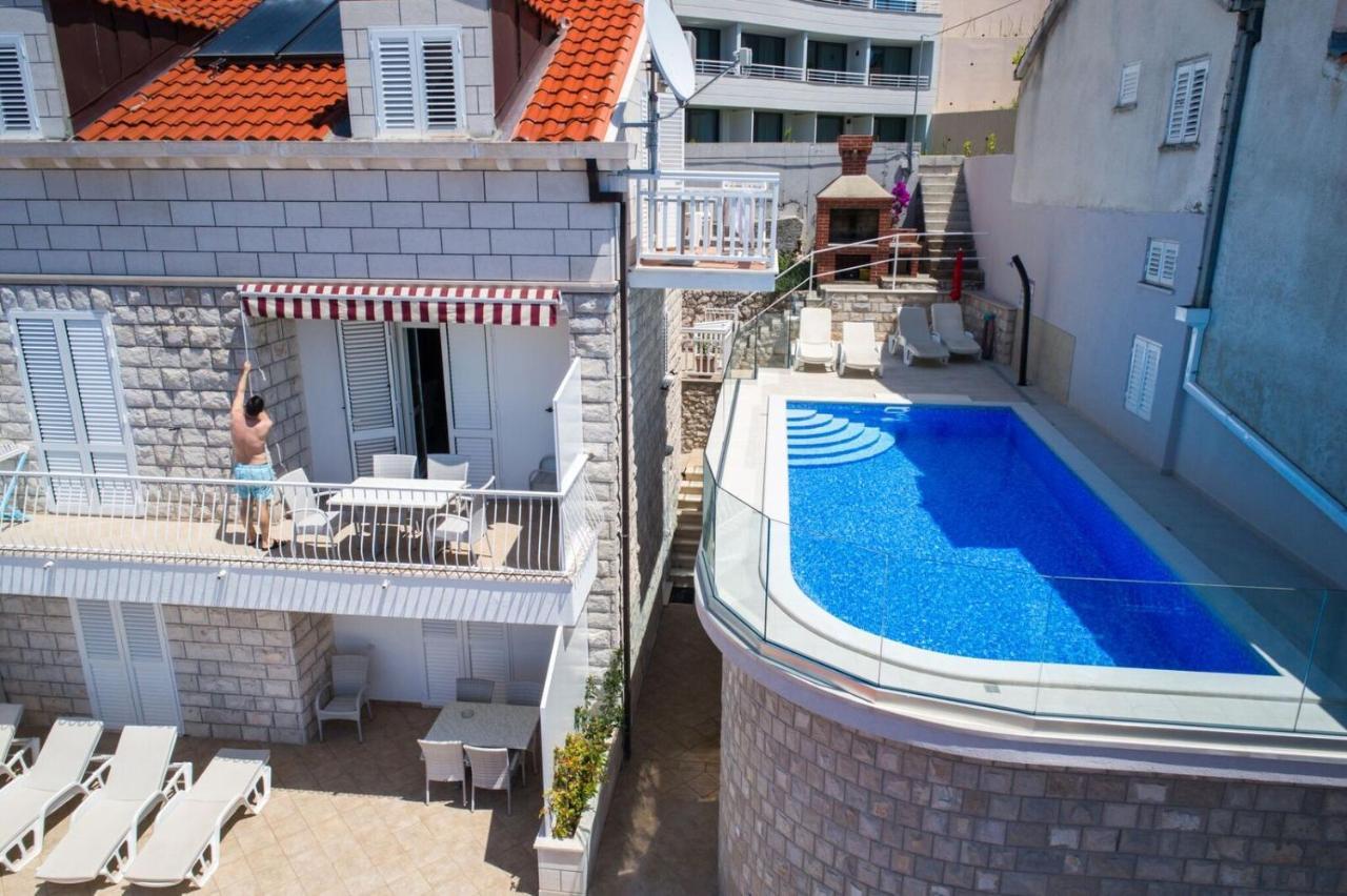 Sunset Apartment Затон Екстериор снимка