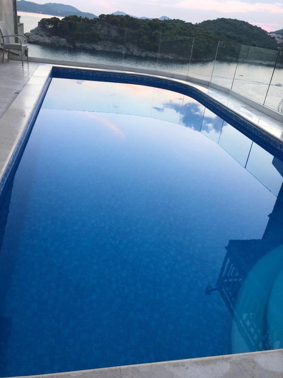 Sunset Apartment Затон Екстериор снимка